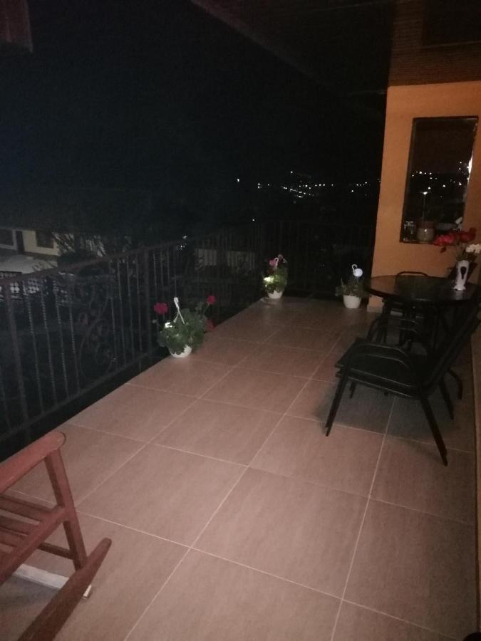 Apartament Casa Darius Orszowa Zewnętrze zdjęcie