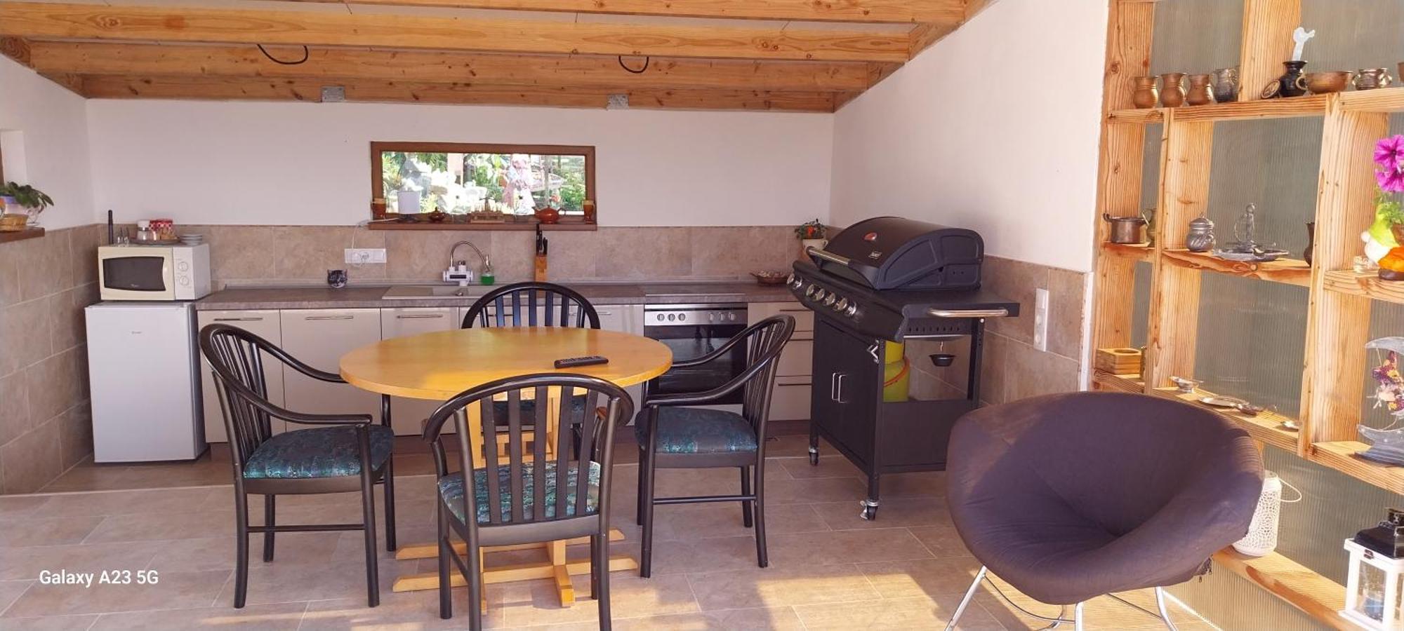 Apartament Casa Darius Orszowa Zewnętrze zdjęcie